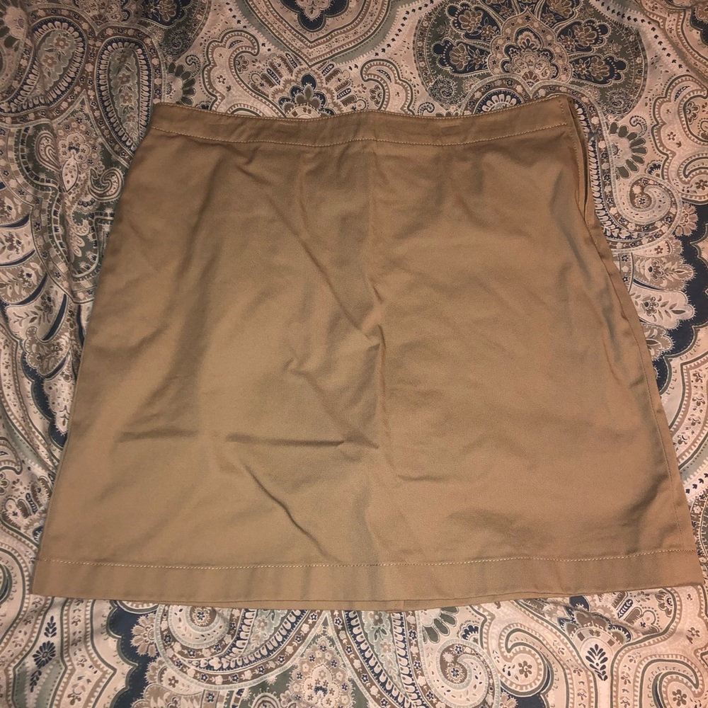NWOT Lands End Kaki Skort